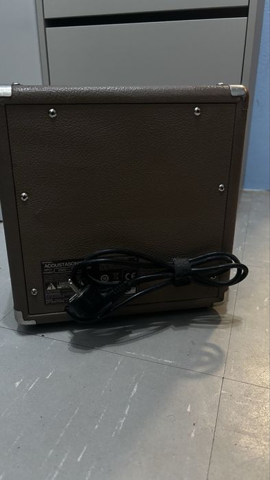 Amplificador Fender Acoustasonic – ótimo estado