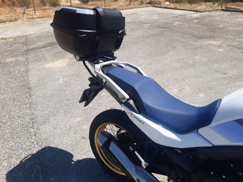 Honda Transalp 750