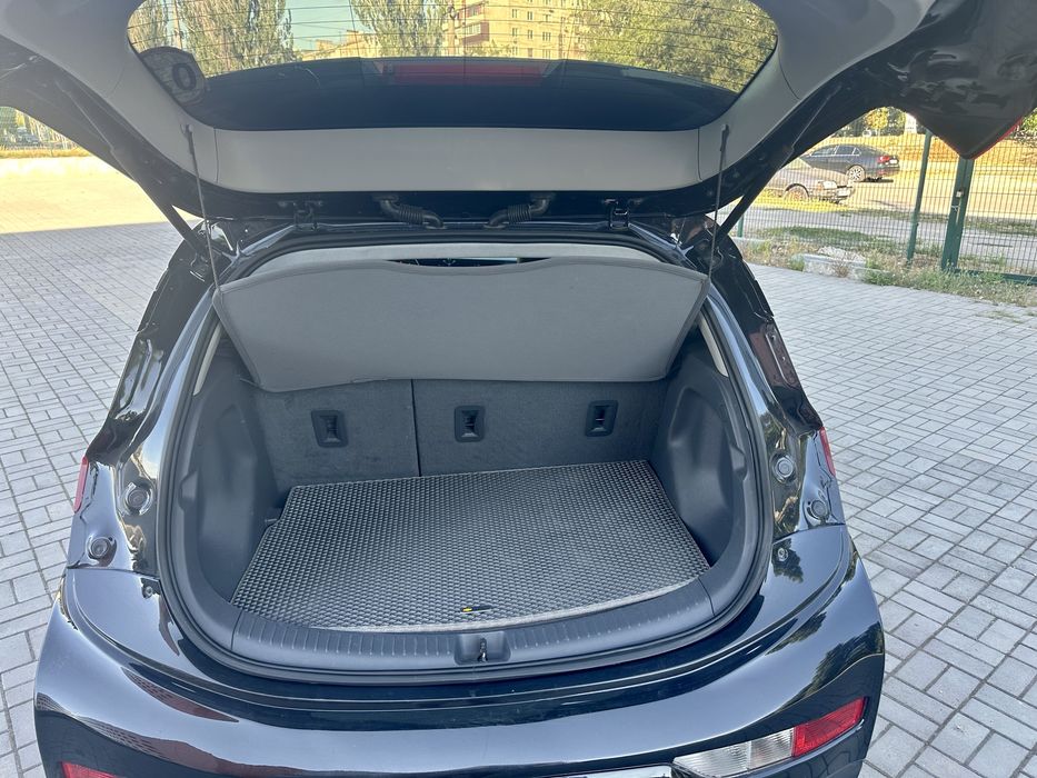 Chevrolet bolt ev 2018 premier