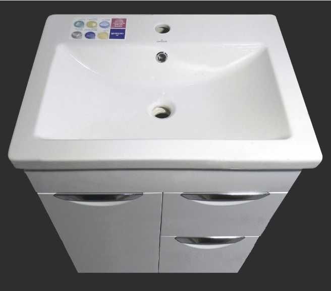 Новий умивальник Комо Cersanit у комплекті з елітною тумбою в ванну.