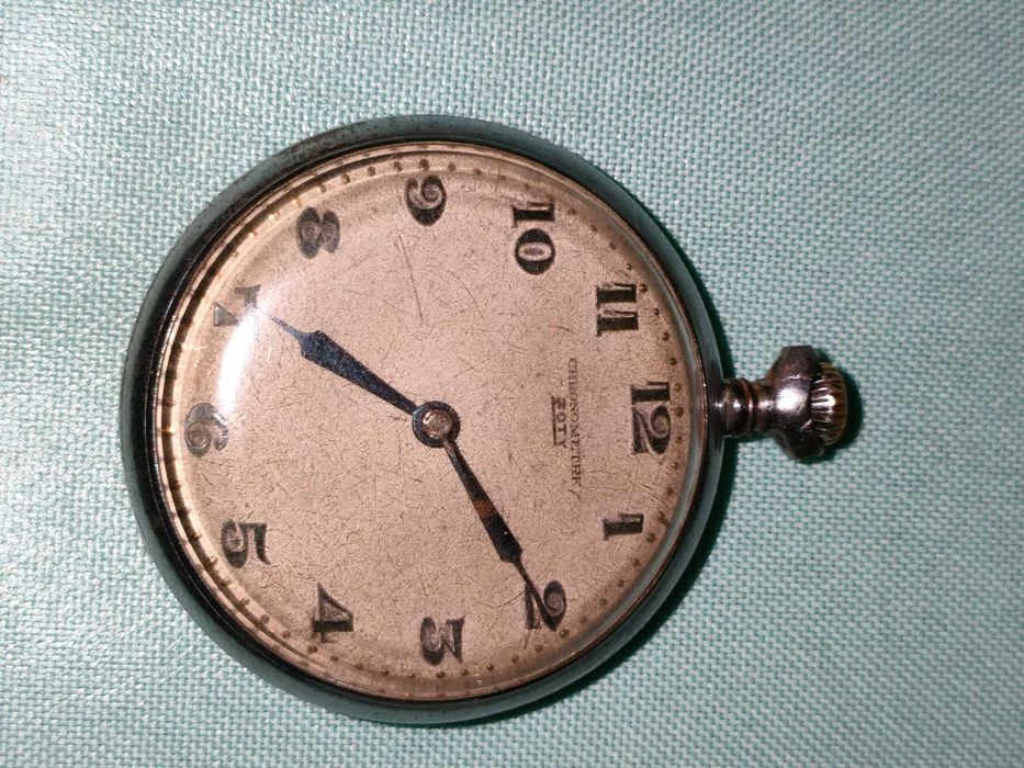 Relógio de bolso muito antigo