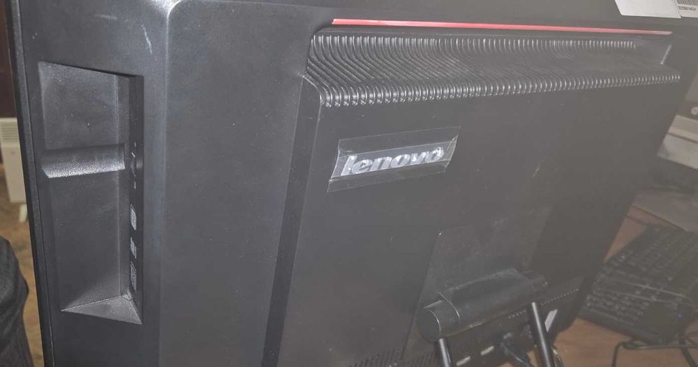 Сенсорний моноблок Lenovo M92z 23" IPS (Core i5-3470S/8GB/SSD250GB)