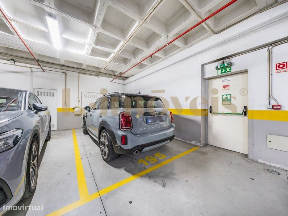 Apartamento T3, Mobilado E Equipado, No Fórum, Vizela.