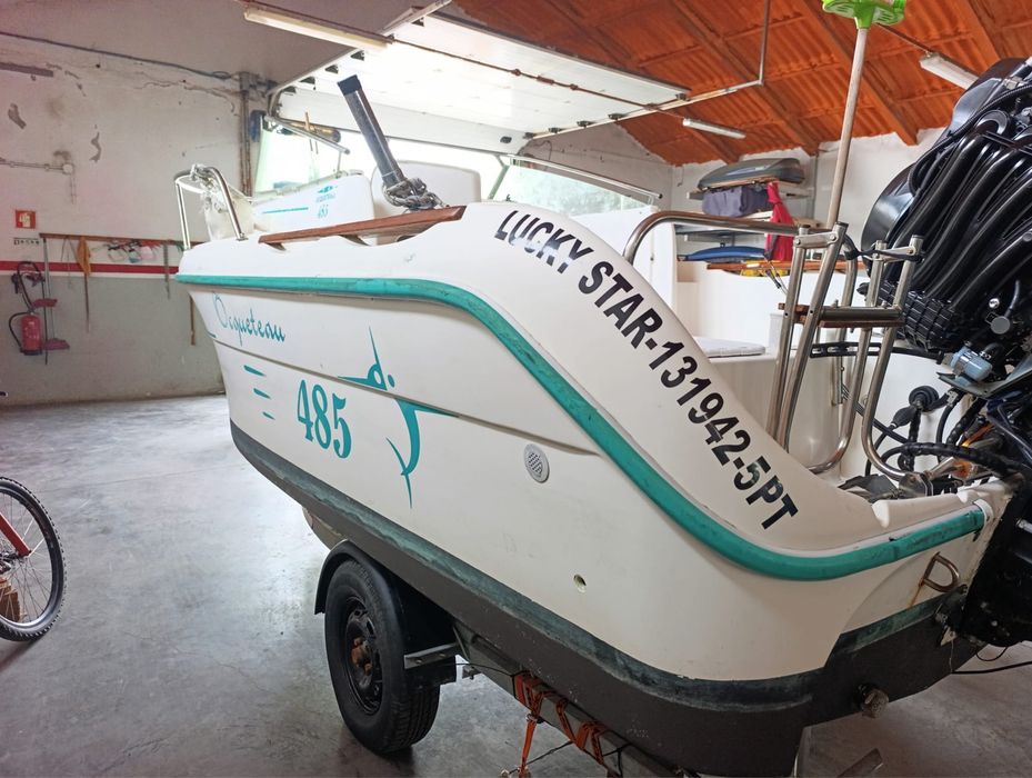 Ocqueteau 485 Semi-Cabinado