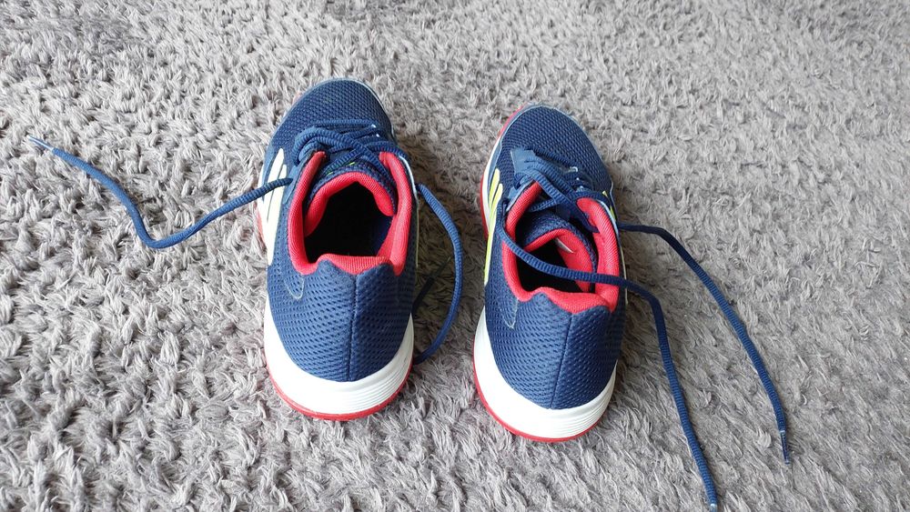 Buty tenisowe r. 37 1/3