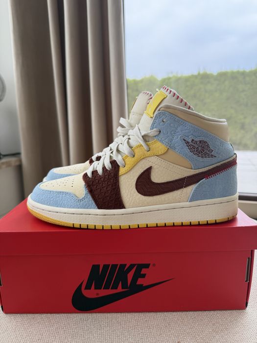 Nike Air Jordan 1 Mid Maison Chateau Rouge