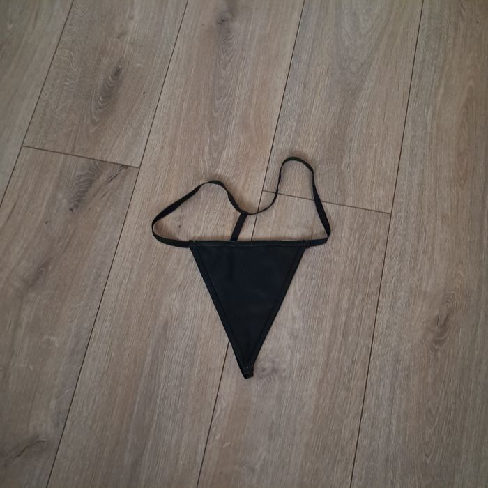 Skórzane stringi damskie rozm.XXL,nowe