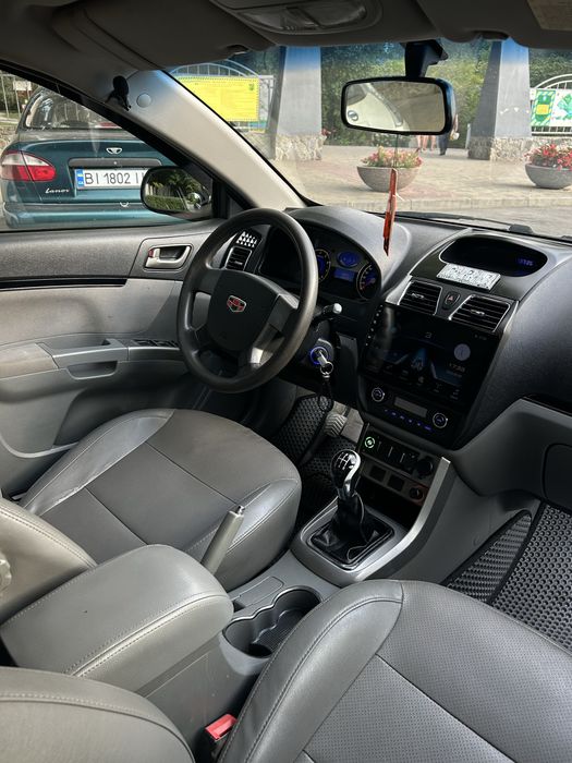 Geely Emegrand 7 (EC7) 2013