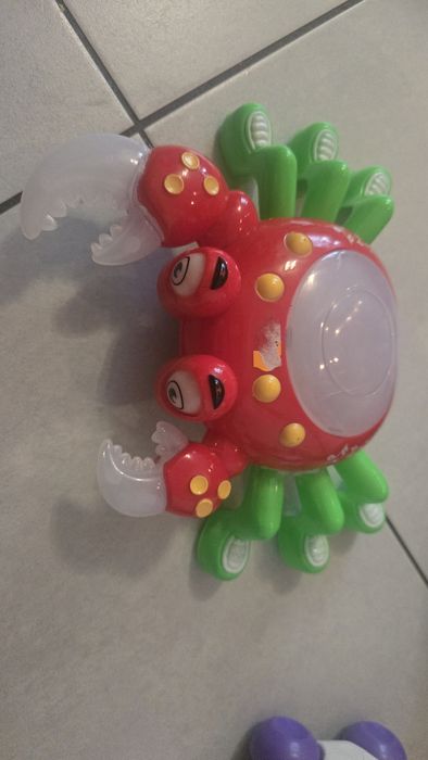 Na sprzedaż krab z projektorem
