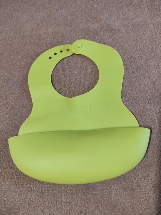 Нагрудник Baby team  зелений