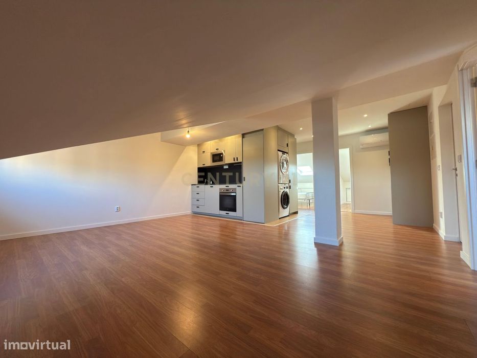 Apartamento com 3 quartos em Esgueira totalmente remodelado