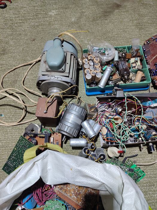 Продам  плати робочие