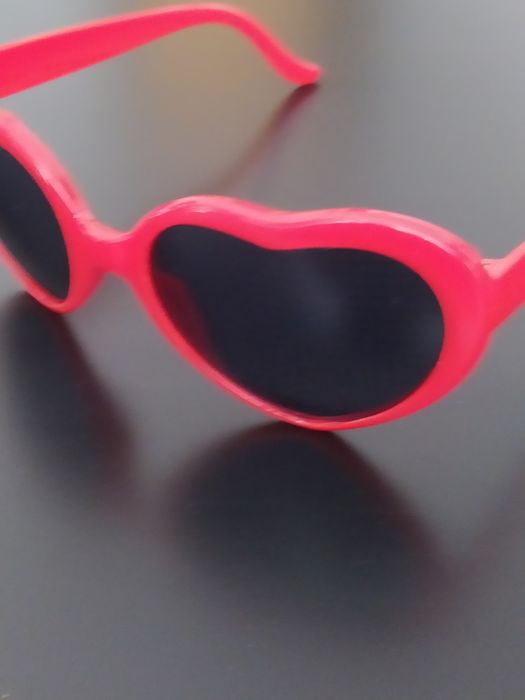 Okulary przeciwsłoneczne dzieci