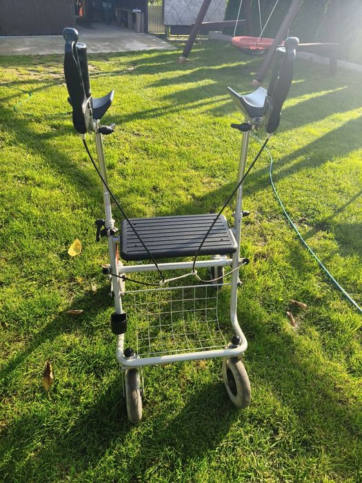 Balkonik chodzik rehabilitacyjny "Ambona" z podparciem przedramion