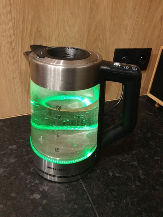 Elektryczny czajnik z regulacją temperatury silvercrest 3000w