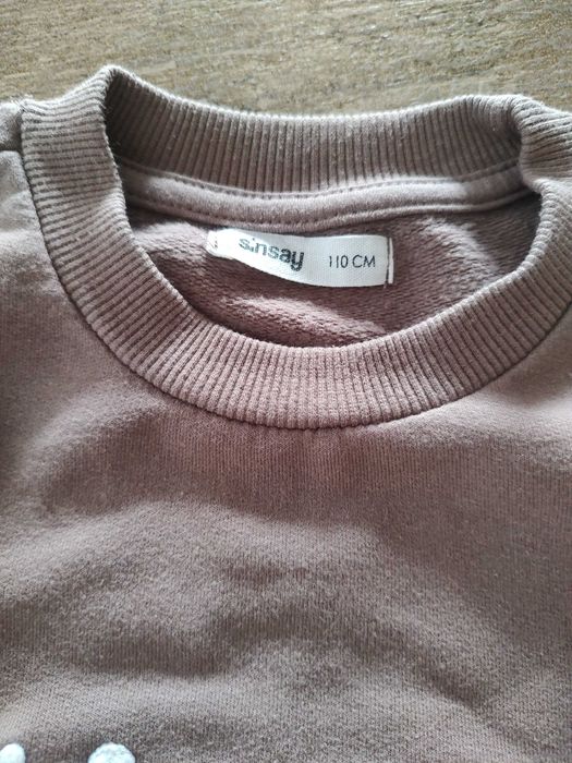 Śliczna brązowa bluza