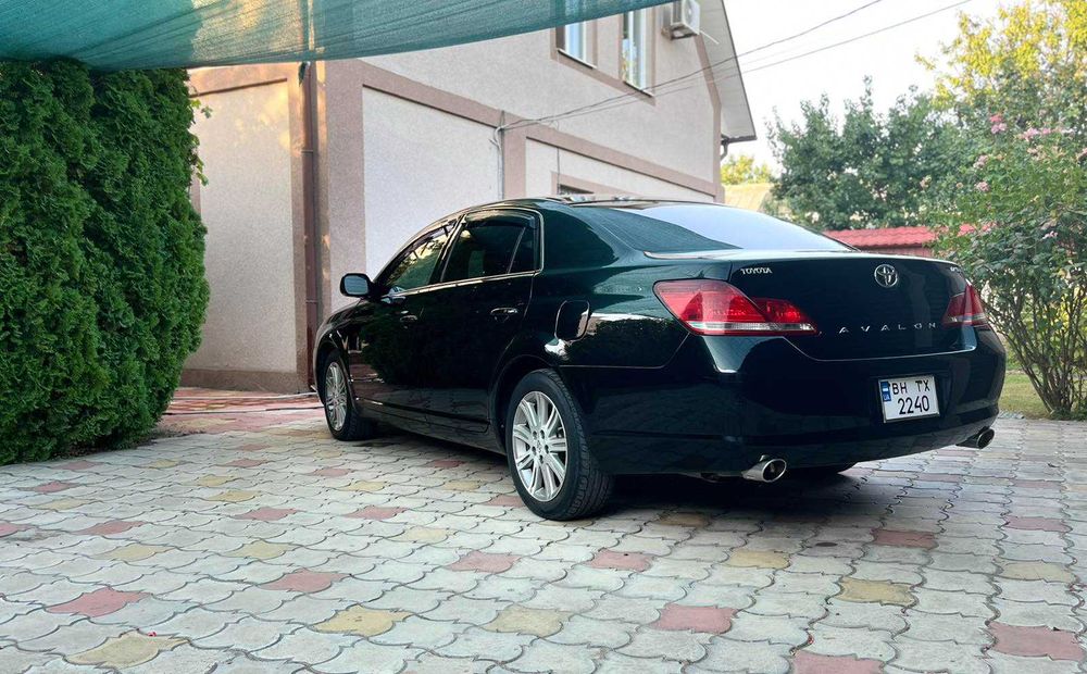 Продам авто Toyota Avalon