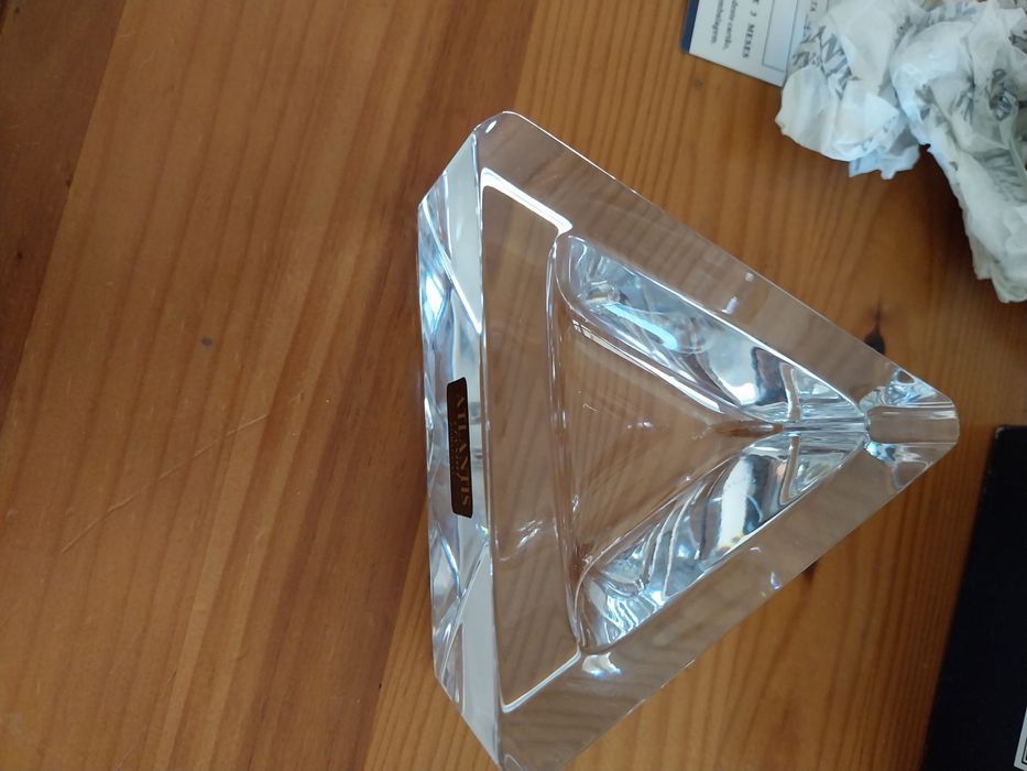 Cinzeiro atlantis novo