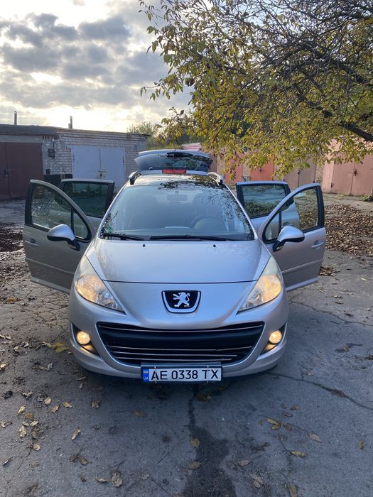 продам Peugeot 207