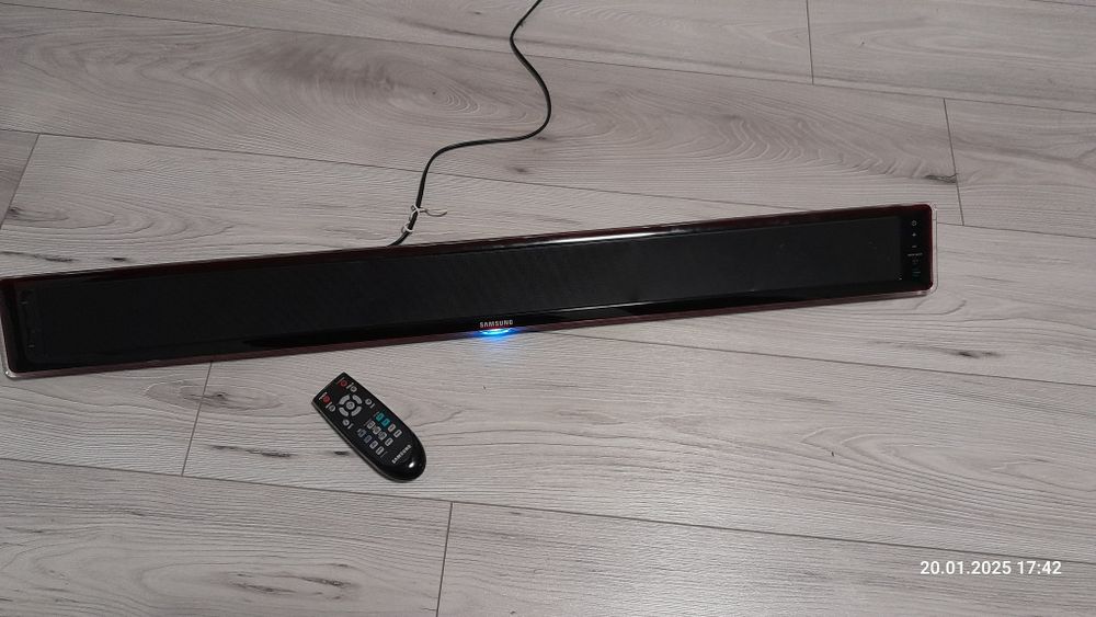 Soundbar Samsung HT-SB1
