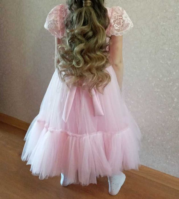 Плаття фатин рожеве 5-6 років 116 Жіночий Бюстгалтер ліф