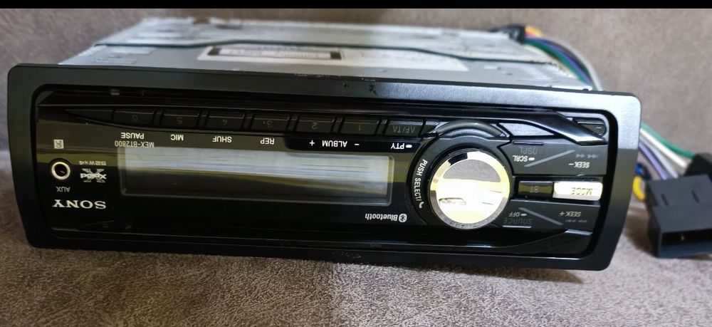 Авто магнитола  SONY