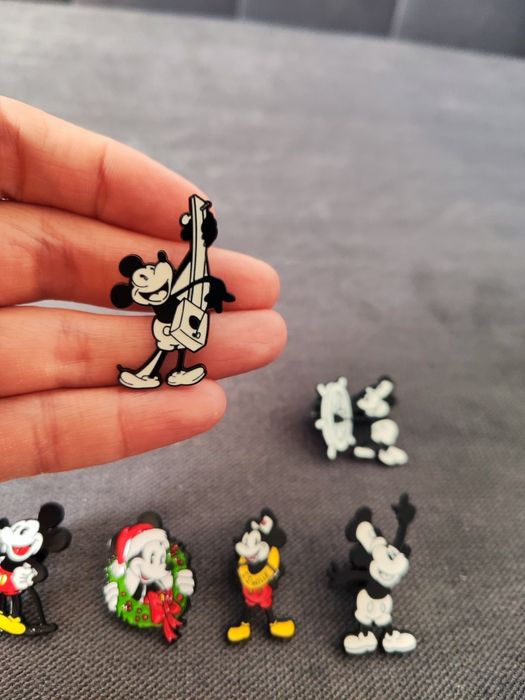 Myszka Mickey pin przypinka broszka