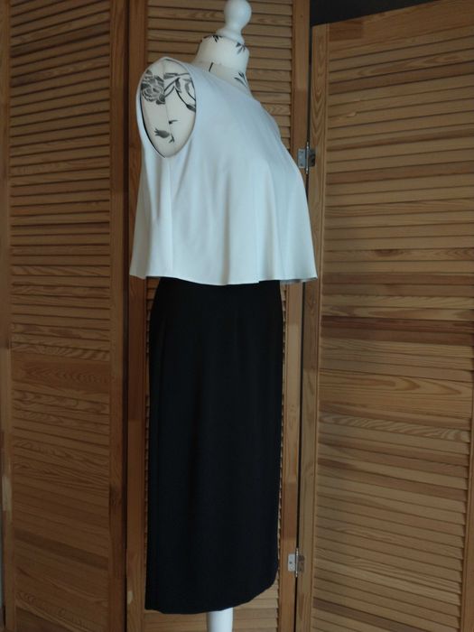 Biało - czarna sukienka Bialcon