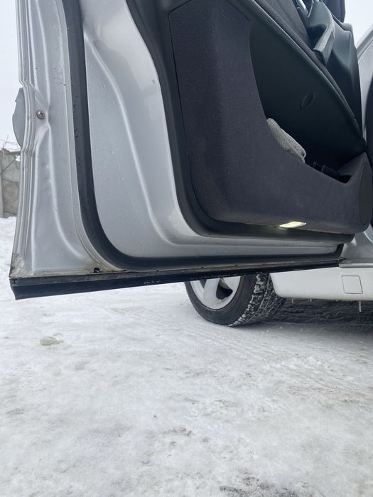 Mersedes-Benz E-320 W210