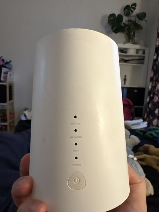 Modem do internetu lte alcatel HH71VM