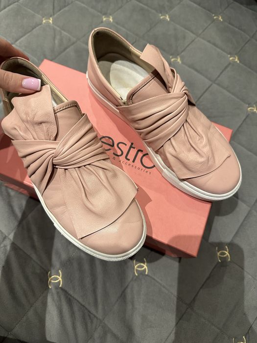 Лофери сліпони Estro