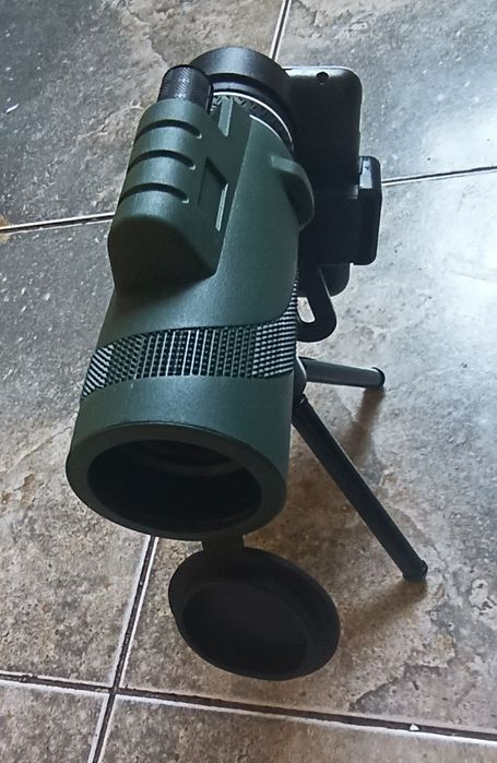 Телескоп труба монокуляр повний комплект тринога та адаптер