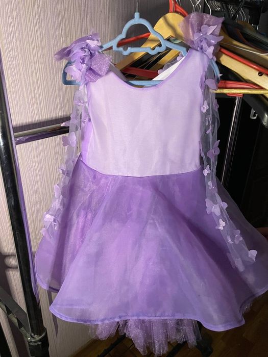 Сукня для дівчинки на зріст 116см