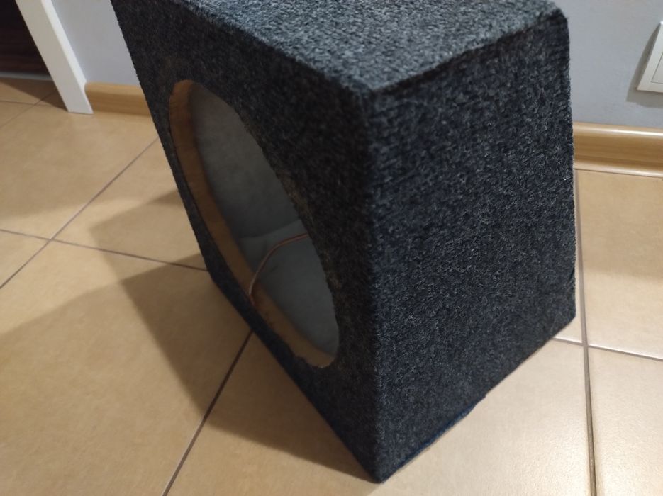 Obudowa głośnika  skrzynia subwoofera 25cm