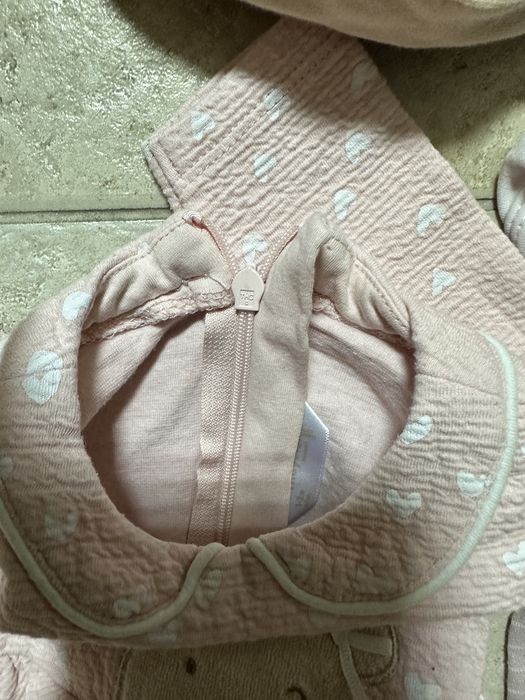 Roupa, bodys, chapéus de marca bebé 3M a 12M