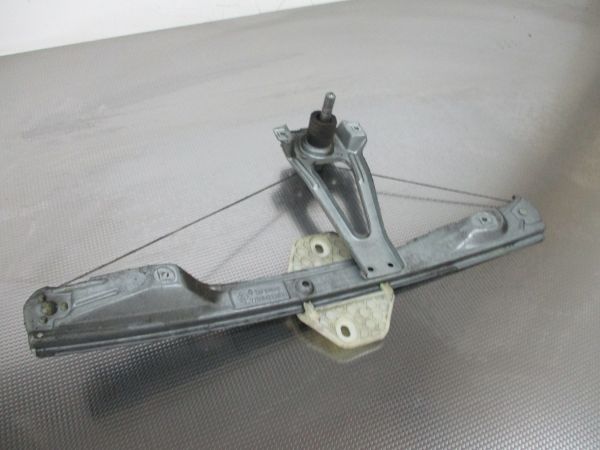 Elevador vidros trás direito RENAULT Clio II (BB0/1/2_, CB0/1/2_)