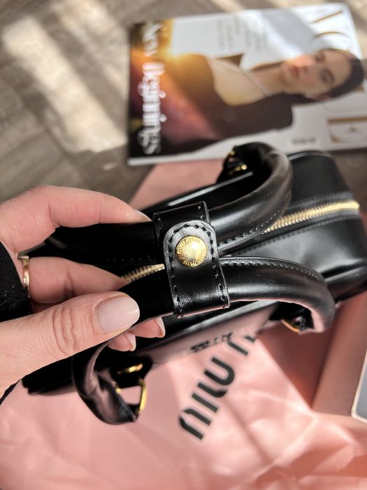 Сумка багет бочка міу міу