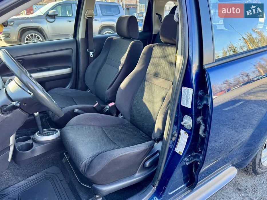 Продам Scion xA 2004