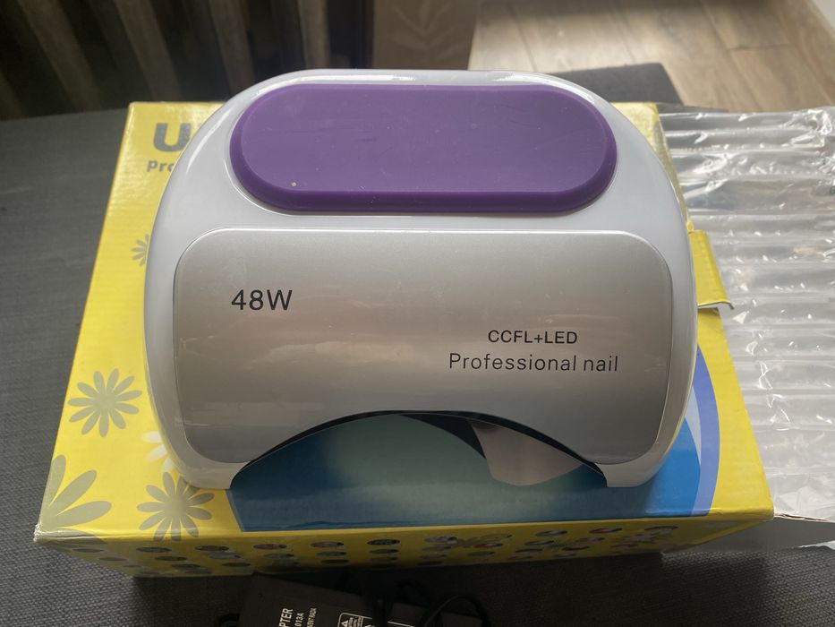 Лампа з таймером для манікюру та педикюру