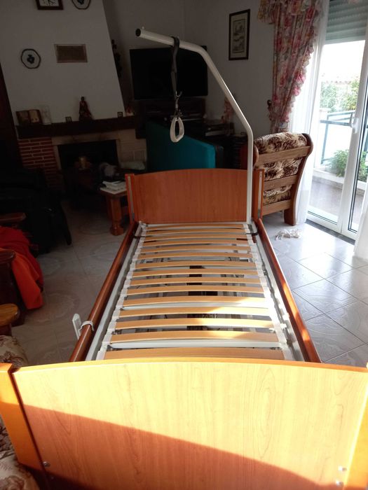 Cama Articulada Hospitalar - Nova - Moderna - Bom preço