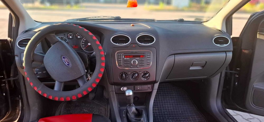 Ford Focus 1.6 Benzyna