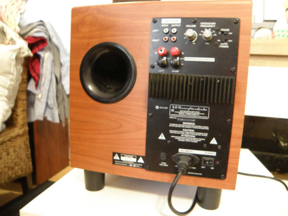 Subwoofer Wharfedale POWER CUBE 10A
