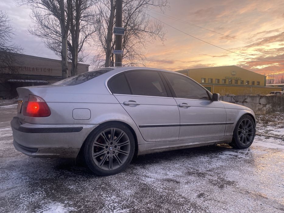 Продам бмв е46 330D 2000года