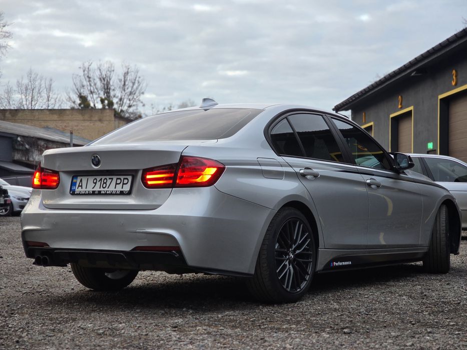 BMW F30 328i 2015