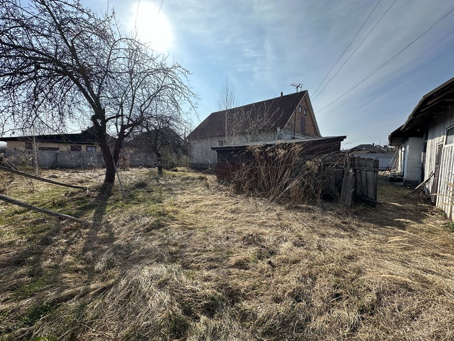 Продаж будинку на Богунії
