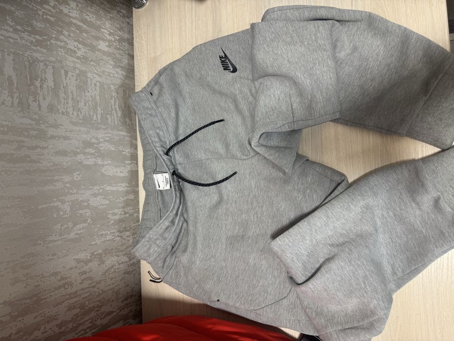 Штани Nike tech fleece