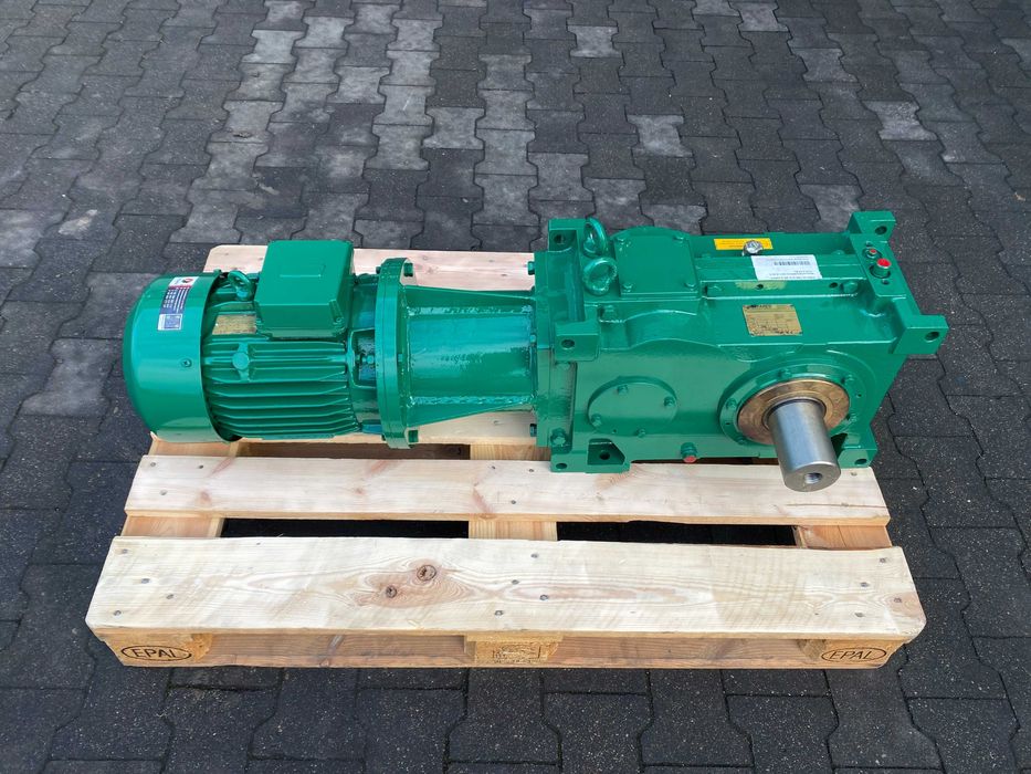 motoreduktor / przekładnia 5,5kW 72obr.