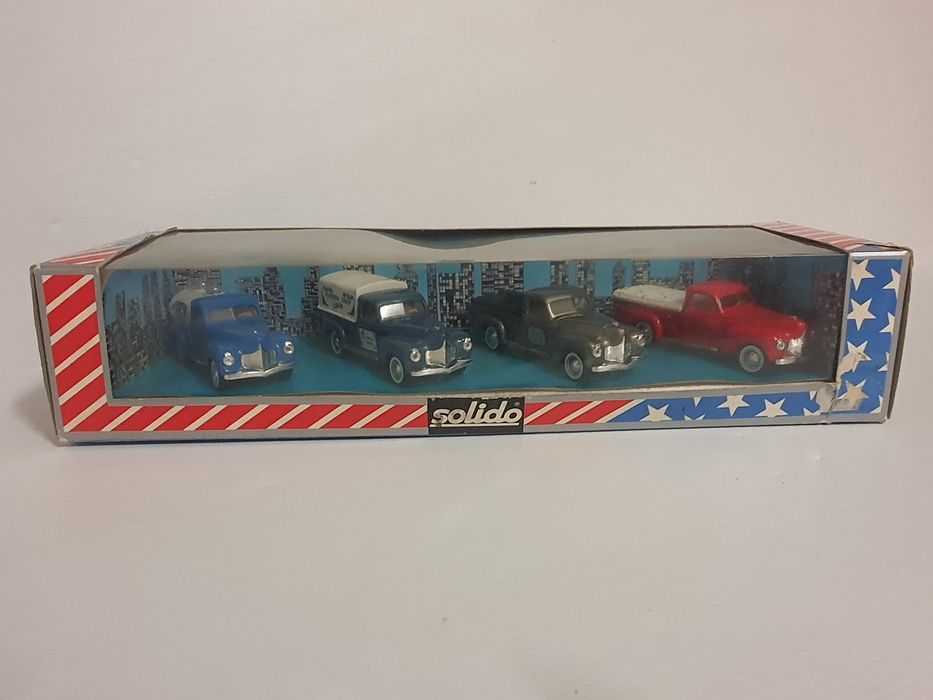 Conjunto 4 Pickup Solido 1/43