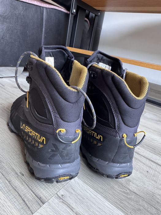 La Sportiva TXS GTX (Carbon/Bamboo) – Rozmiar 43 | Stan IDEALNY, jak nowe!