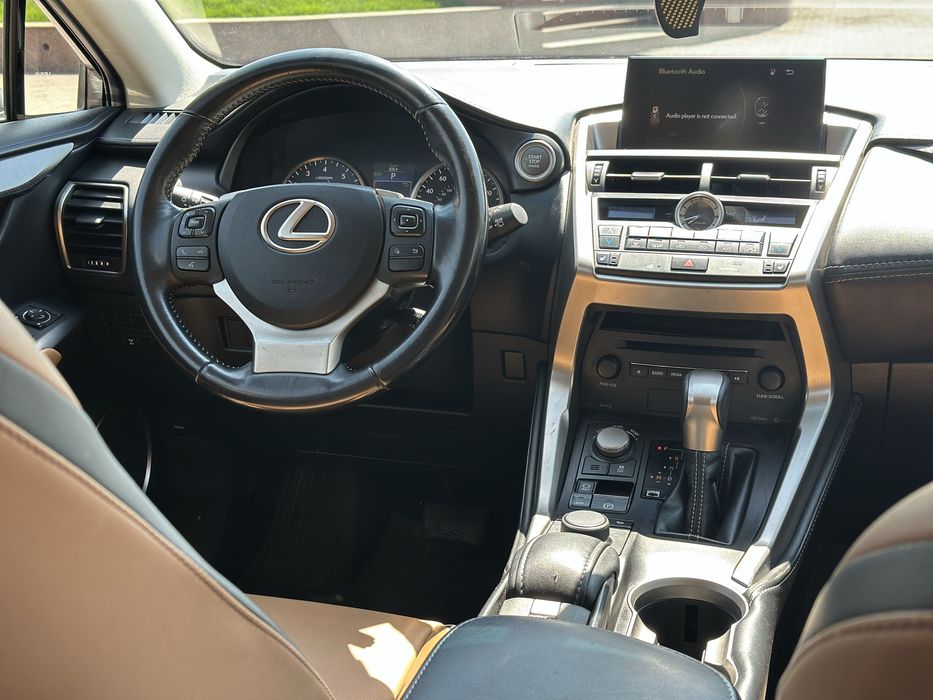 Продам Lexus NX200t 2017 2.0t бензин полный привод